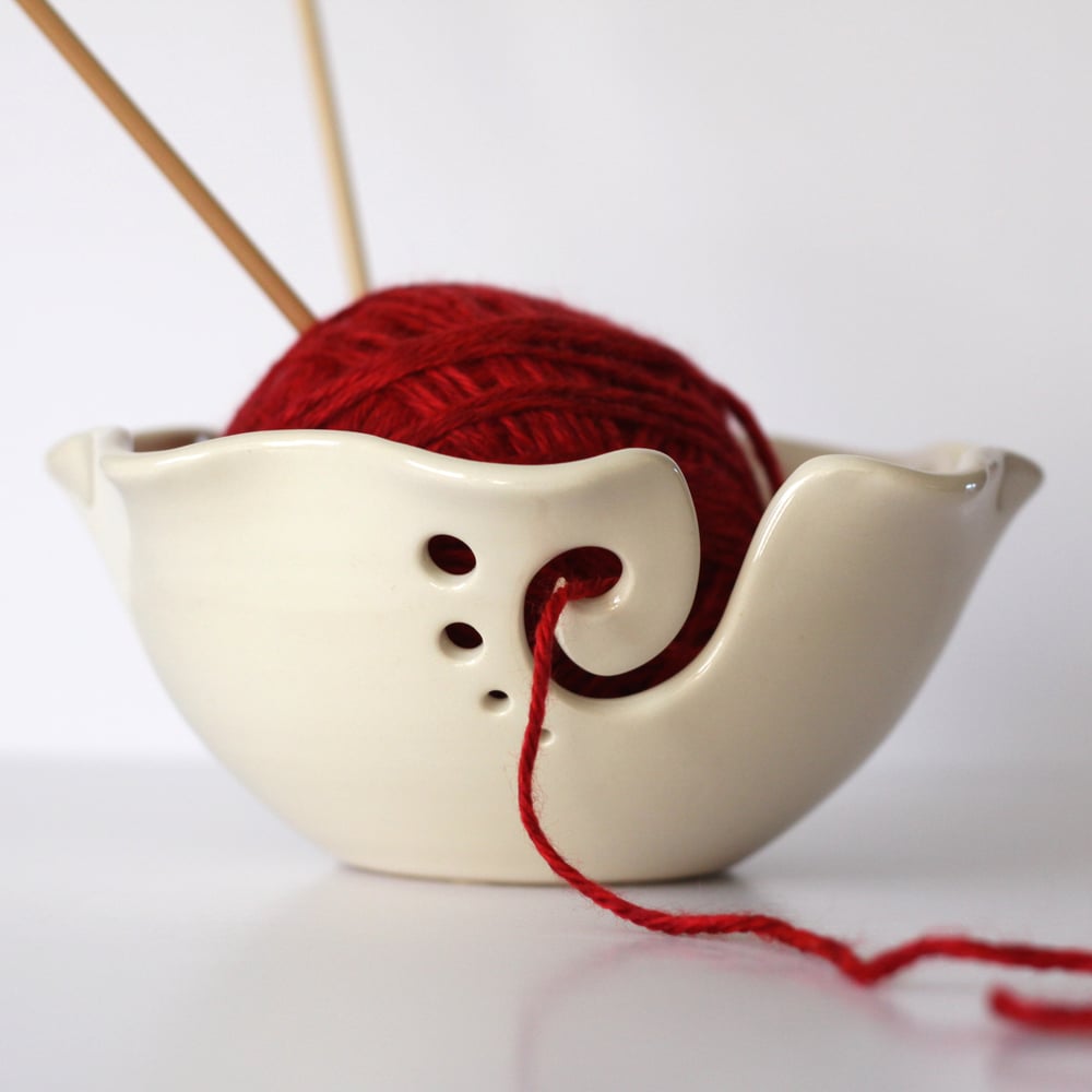 Andersen Pottery — White Ruffled Ceramic Yarn Bowl, Knitting Bowl